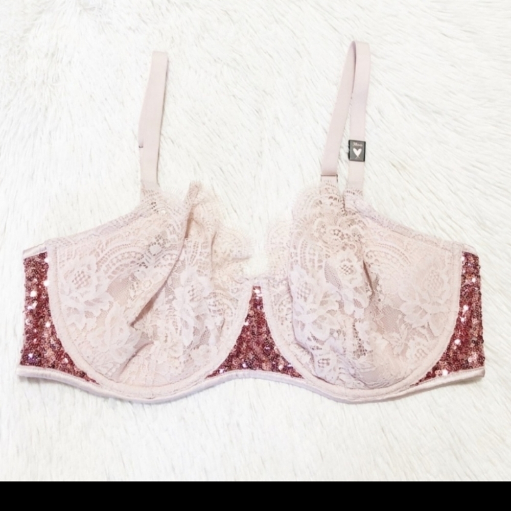 VICTORIA  SECRET BRA